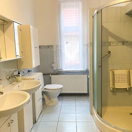 Uzdrowiskowe Retro By Libertarent